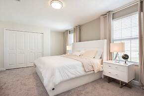 Private Pool Modern Elegance Ideal Locale