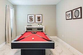 Private Pool Modern Elegance Ideal Locale