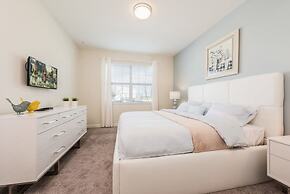 Private Pool Modern Elegance Ideal Locale