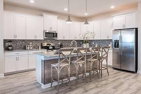 Chic Luxury Haven - Unforgettable Retreat