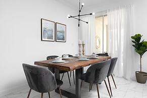 Chic Modern Home- Mickey Star Wars Magic