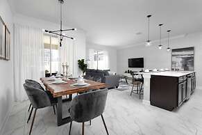 Chic Modern Home- Mickey Star Wars Magic