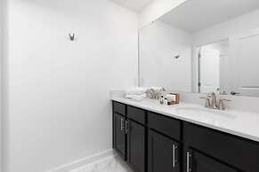 Chic Modern Home- Mickey Star Wars Magic