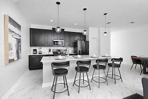 Chic Modern Home- Mickey Star Wars Magic