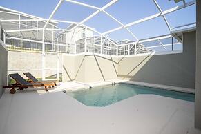 Comfy Themed Home Private Pool Prime Location