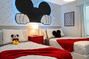 Comfy Themed Home Private Pool Prime Location