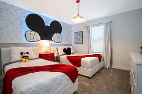 Comfy Themed Home Private Pool Prime Location