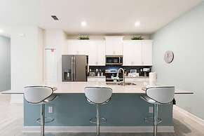 Comfy Home Ideal Location