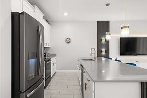 Comfy Home Ideal Location