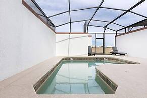 Comfy Home Ideal Location