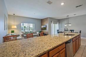 Cozy Home Near Disney Parks - Prime Location