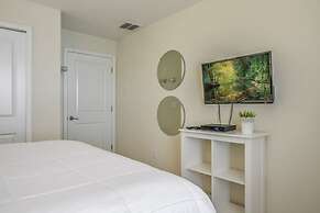 Cozy Home Near Disney Parks - Prime Location