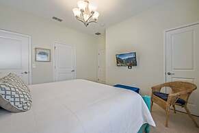 Cozy Home Near Disney Parks - Prime Location