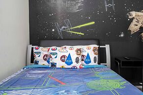 Cozy Getaways - Spacious Ideal Location