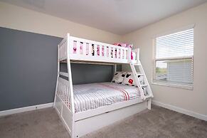 Cozy Getaways - Spacious Ideal Location