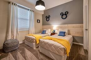 Modern Luxe Condo - Stunning Design