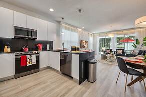 Modern Luxury Retreat-pool Mickey Harry Potter Bedrooms