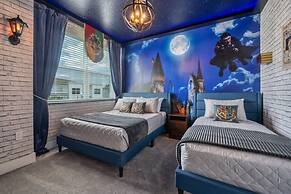 Modern Luxury Retreat-pool Mickey Harry Potter Bedrooms