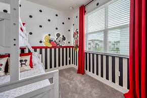 Modern Luxury Retreat-pool Mickey Harry Potter Bedrooms