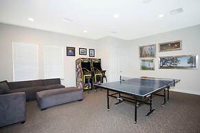 Modern Luxury Retreat-pool Mickey Harry Potter Bedrooms