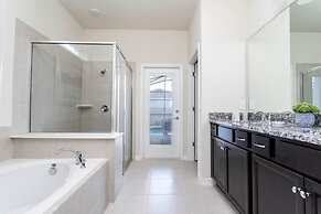 New Fun Family Getaway - Super Cute Home