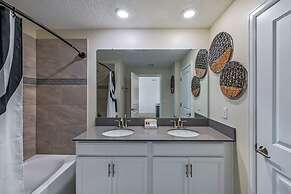 Relax in Style at This Spacious 4-bedroom Villa