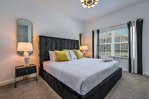 Relax in Style at This Spacious 4-bedroom Villa