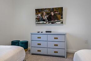 Relax in Style at This Spacious 4-bedroom Villa