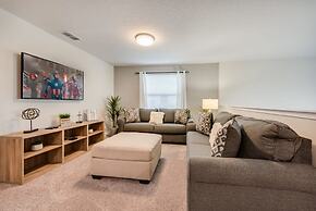 Luxury 5BR Home Private Pool Prime Location