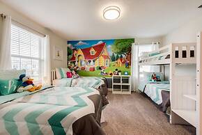 Luxury 5BR Home Private Pool Prime Location