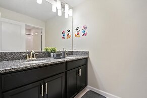 Gorgeous Home in Unbeatable Location