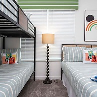 Spacious Comfy Retreat Prime Location Amazing