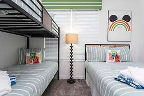 Spacious Comfy Retreat Prime Location Amazing