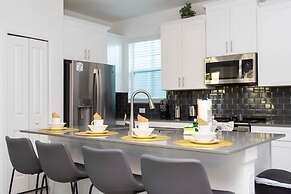 Spacious Comfy Retreat Prime Location Amazing