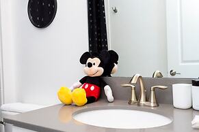 Spacious Comfy Retreat Prime Location Amazing