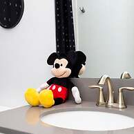 Spacious Comfy Retreat Prime Location Amazing