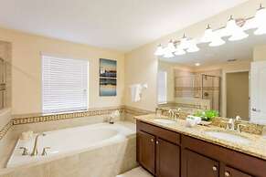 Spacious 5BR Private Pool Beautiful Decor