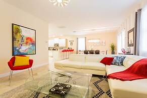 Spacious 5BR Private Pool Beautiful Decor