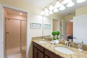 Spacious 5BR Private Pool Beautiful Decor