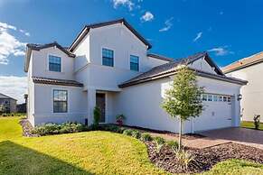 Spacious 5BR Private Pool Beautiful Decor