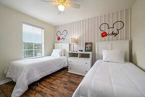 Remodeled Gem - Comfort and Location