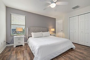 Remodeled Gem - Comfort and Location