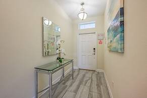 Luxury Storey Lake Retreat - Spacious Disney-near