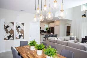 Stunning 5BR Home - Your Dream Getaway