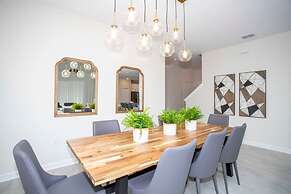 Stunning 5BR Home - Your Dream Getaway