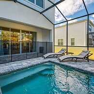 Spacious New Modern Retreat