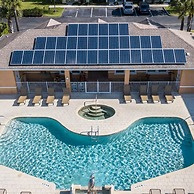 Spacious New Modern Retreat