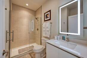 Spacious New Modern Retreat