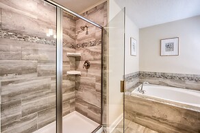 Stunning Home Private Pool Great Location