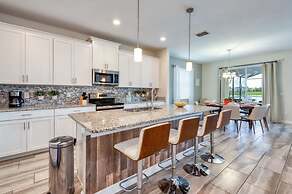 Stunning Home Private Pool Great Location